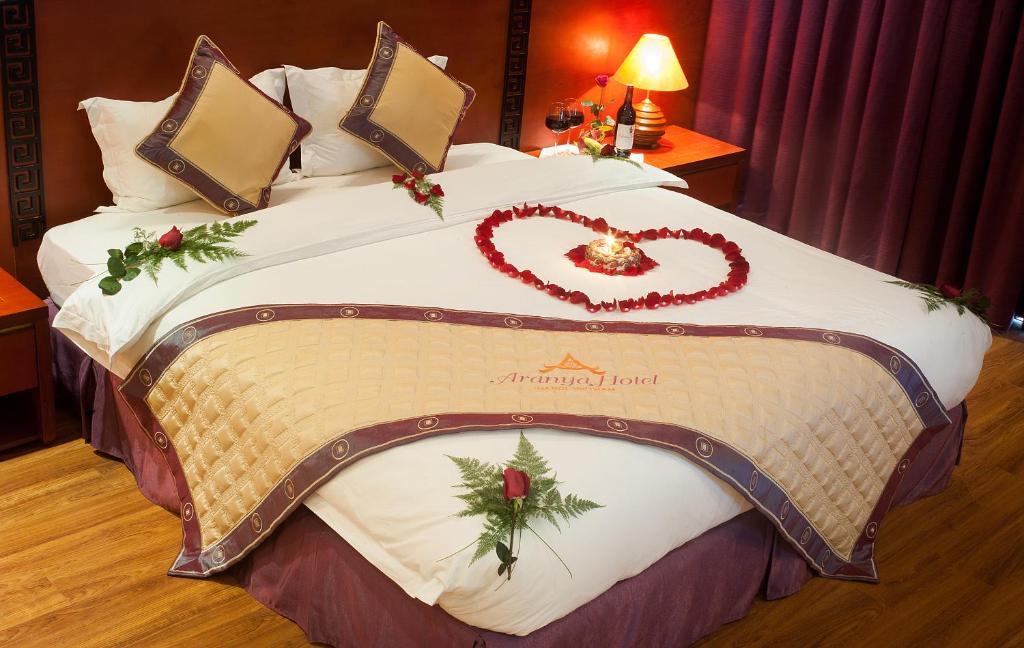 Aranya Hotel Hai Phong Exterior photo
